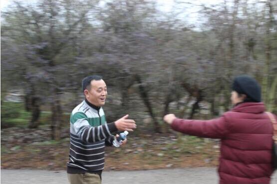 市城開投公司工會舉辦“慶元旦、迎新年”全民健身戶外活動