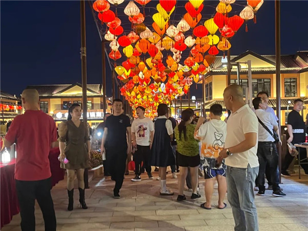 興商貿 促消費 惠民生！景德鎮(zhèn)這里的夜市很火爆！
